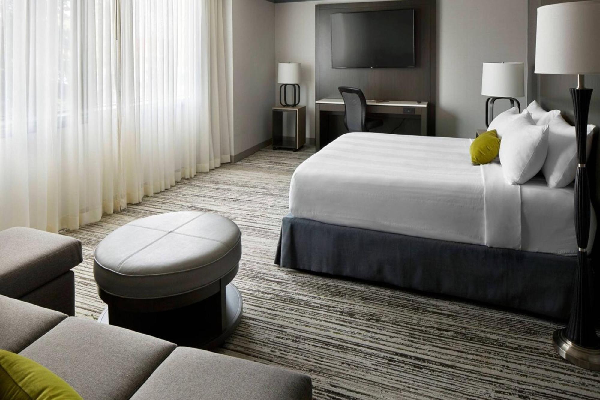 Marriott Birmingham Grandview Hotel Exterior photo